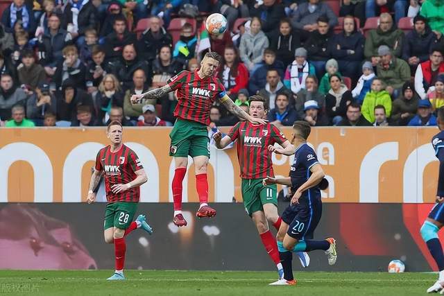 萨卡：大卫-路易斯对我影响最大