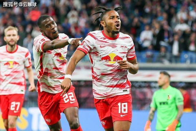 雄鹿大胜雷霆夺得NBA杯冠军 字母三双当选MVP